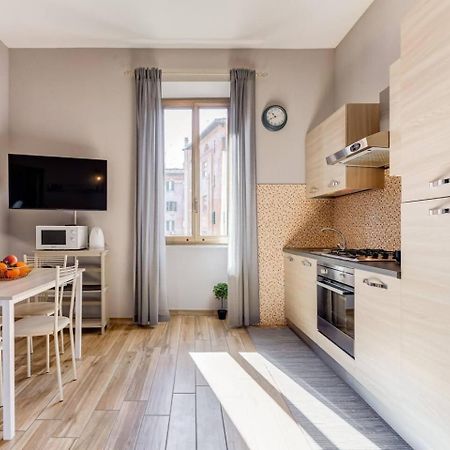 Bright And Spacious 2Bdr Apartment โรม ภายนอก รูปภาพ